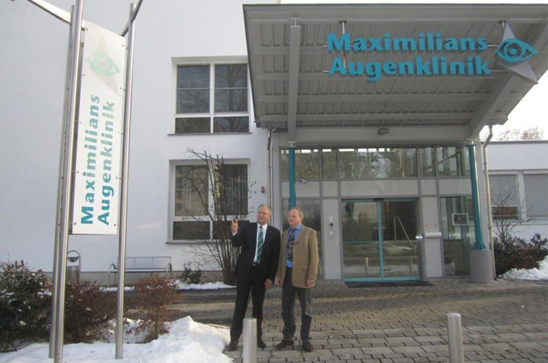 Bezirkstagspräsident Richard Bartsch besuchte die Maximilians-Augenklinik in Nürnberg-Erlenstegen